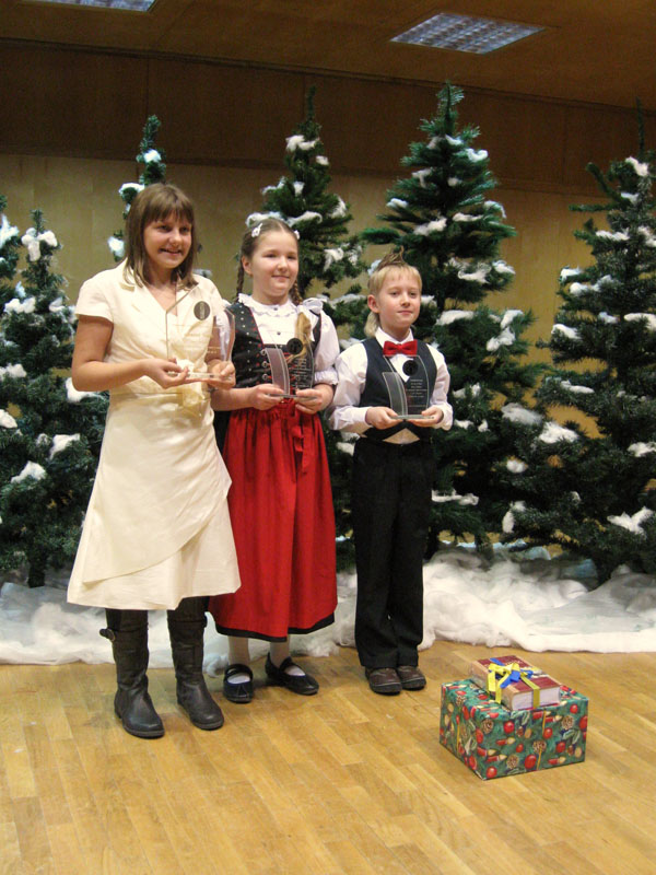 Martina Tiszbierek wygrała II Festiwal Kolęd w Języku Niemieckim (1).JPG_
